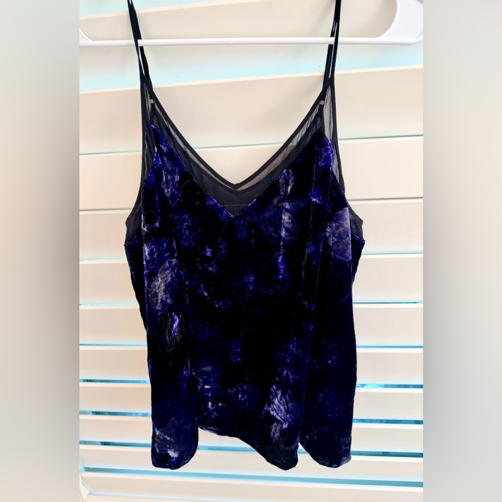 Lucky Brand Women’s Black with Blue Flowers Velvet Fabric Top